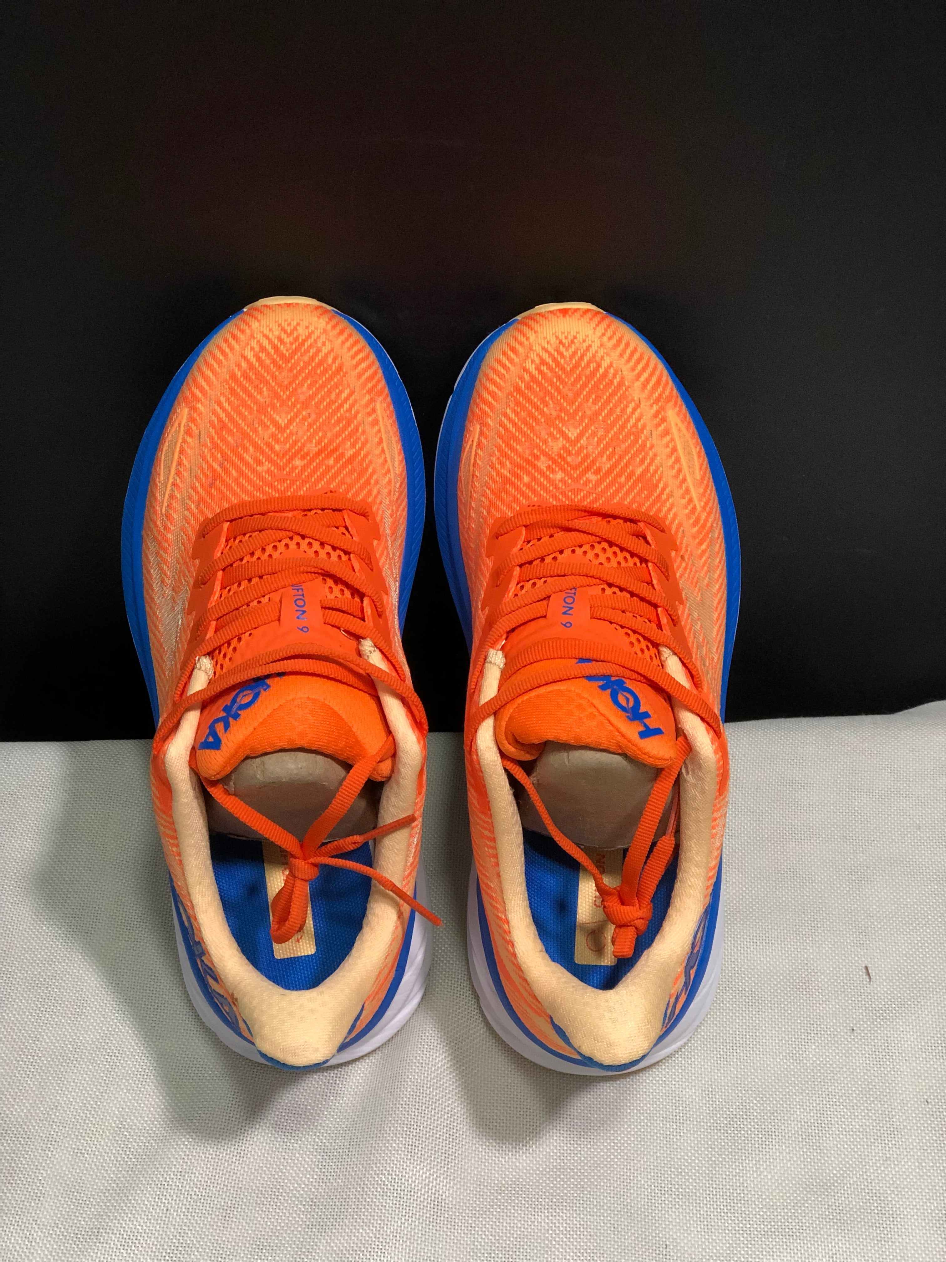 Hoka Clifton 9 'Beige-Pink'