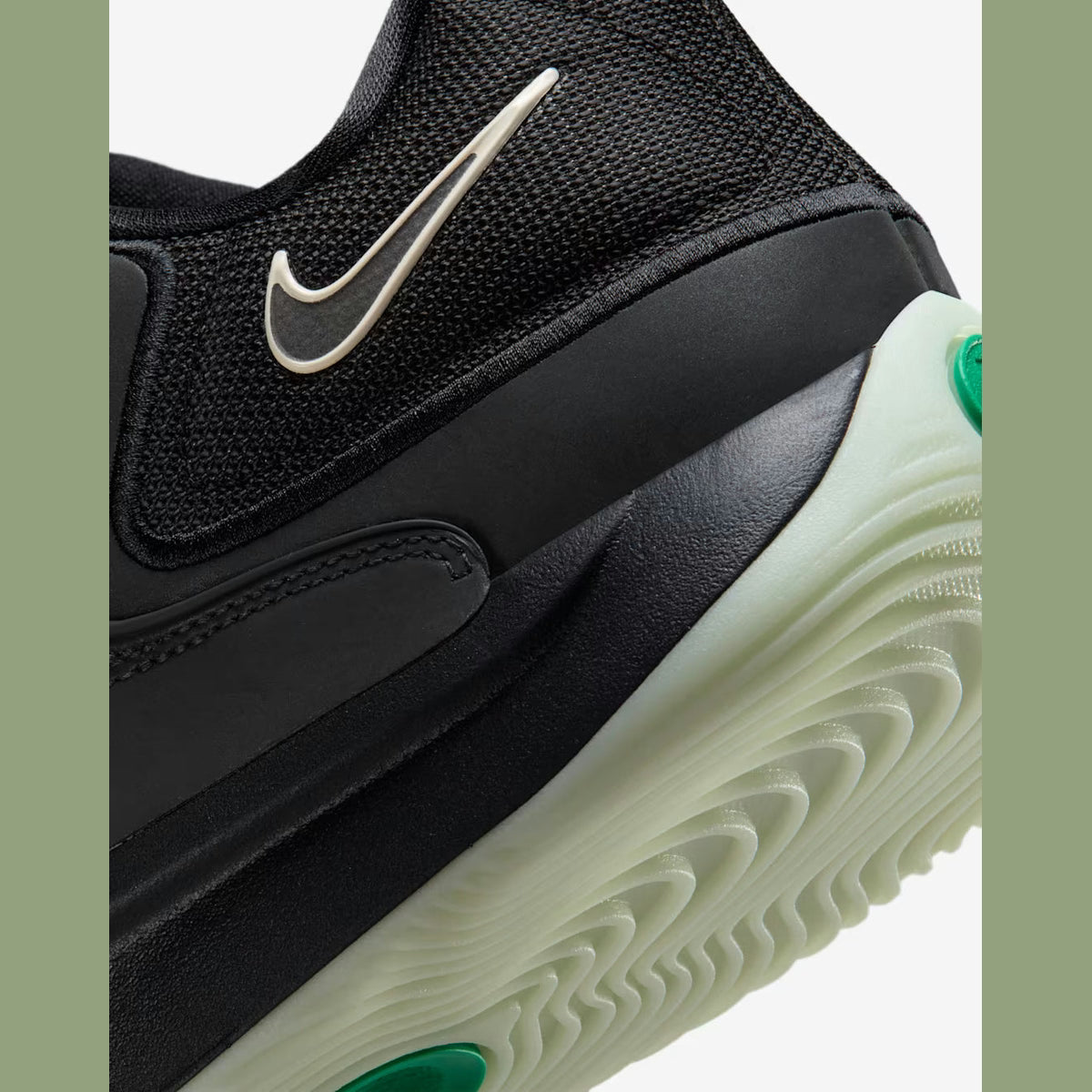 Nike KD 18 'Halloween'