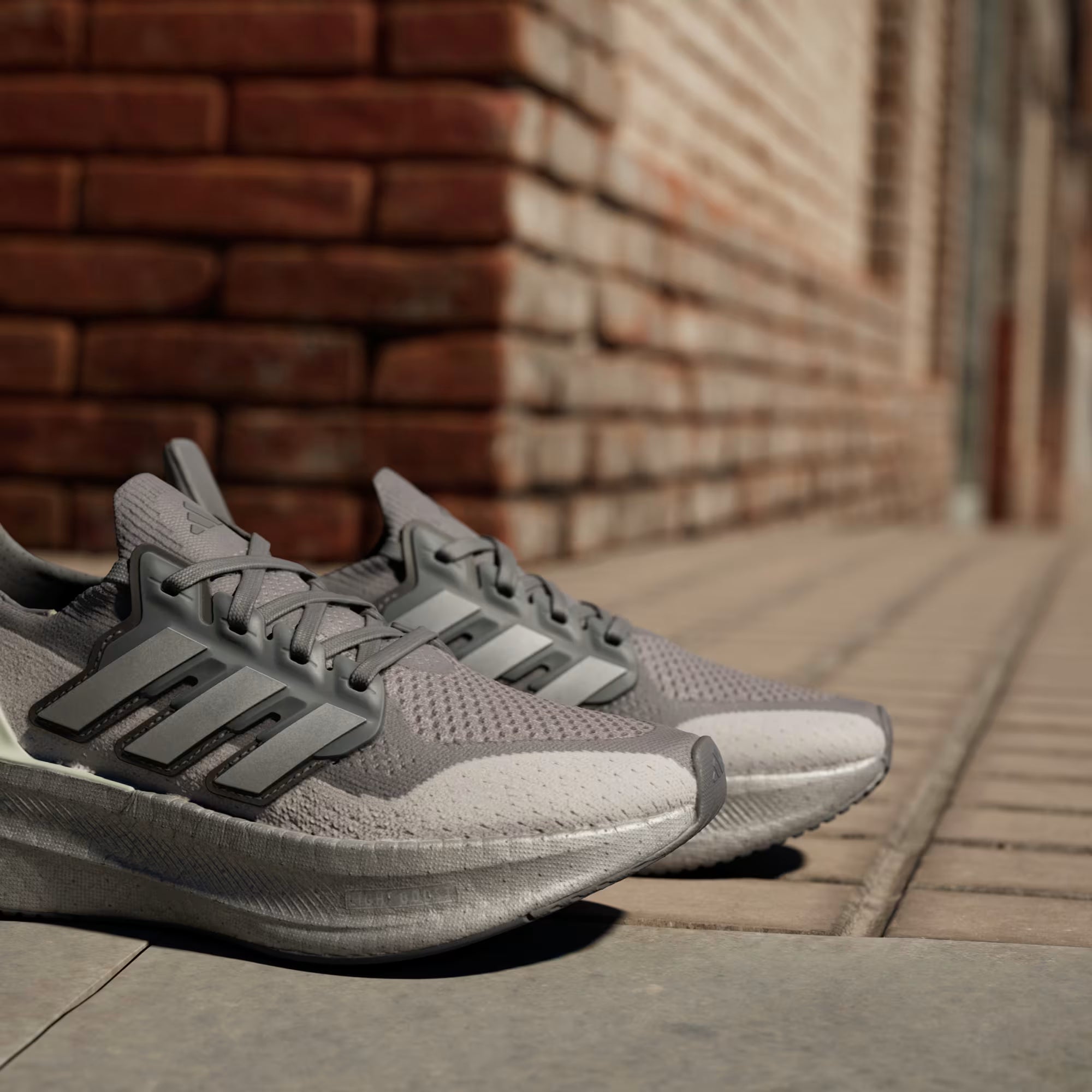 Adidas Ultraboost 5 'Cinza'