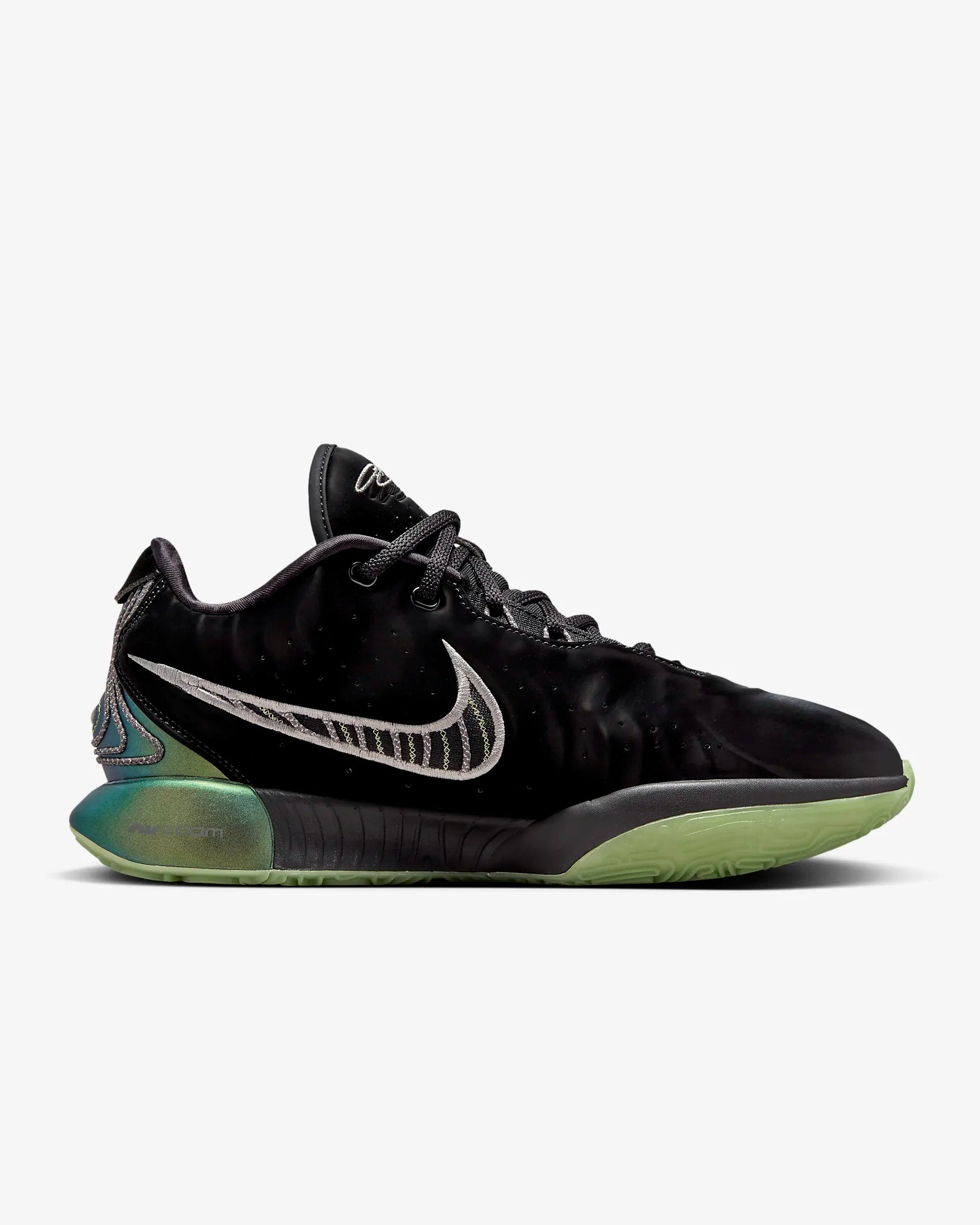 LeBron XXI