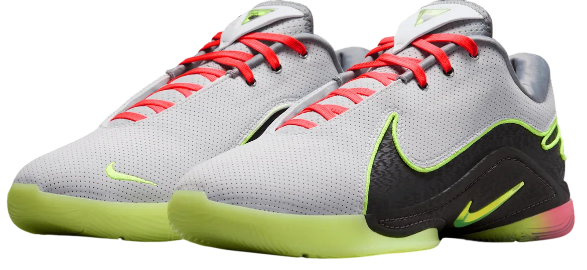 Nike LeBron 22 'Crown Jewel'