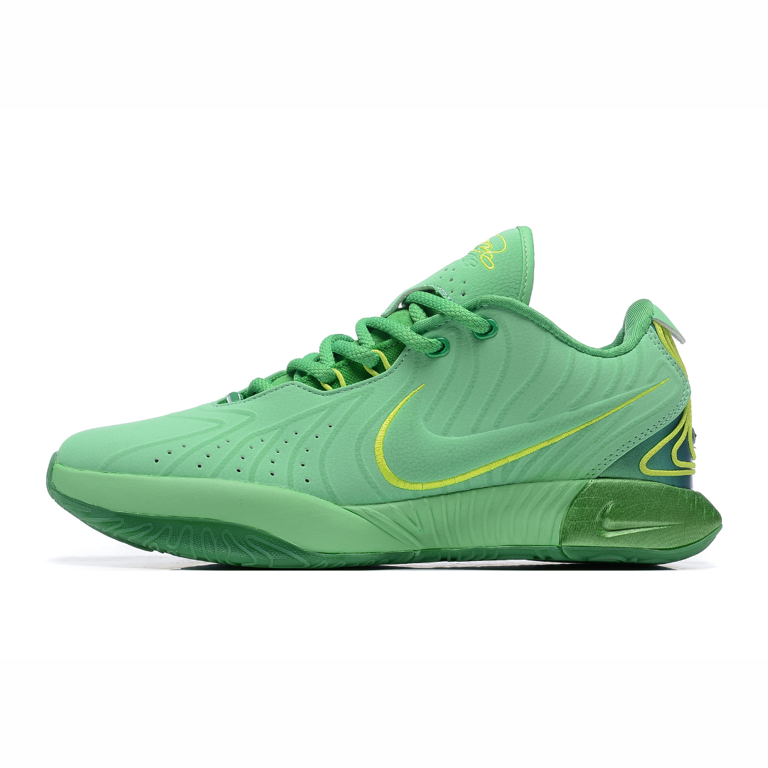 LeBron XXI