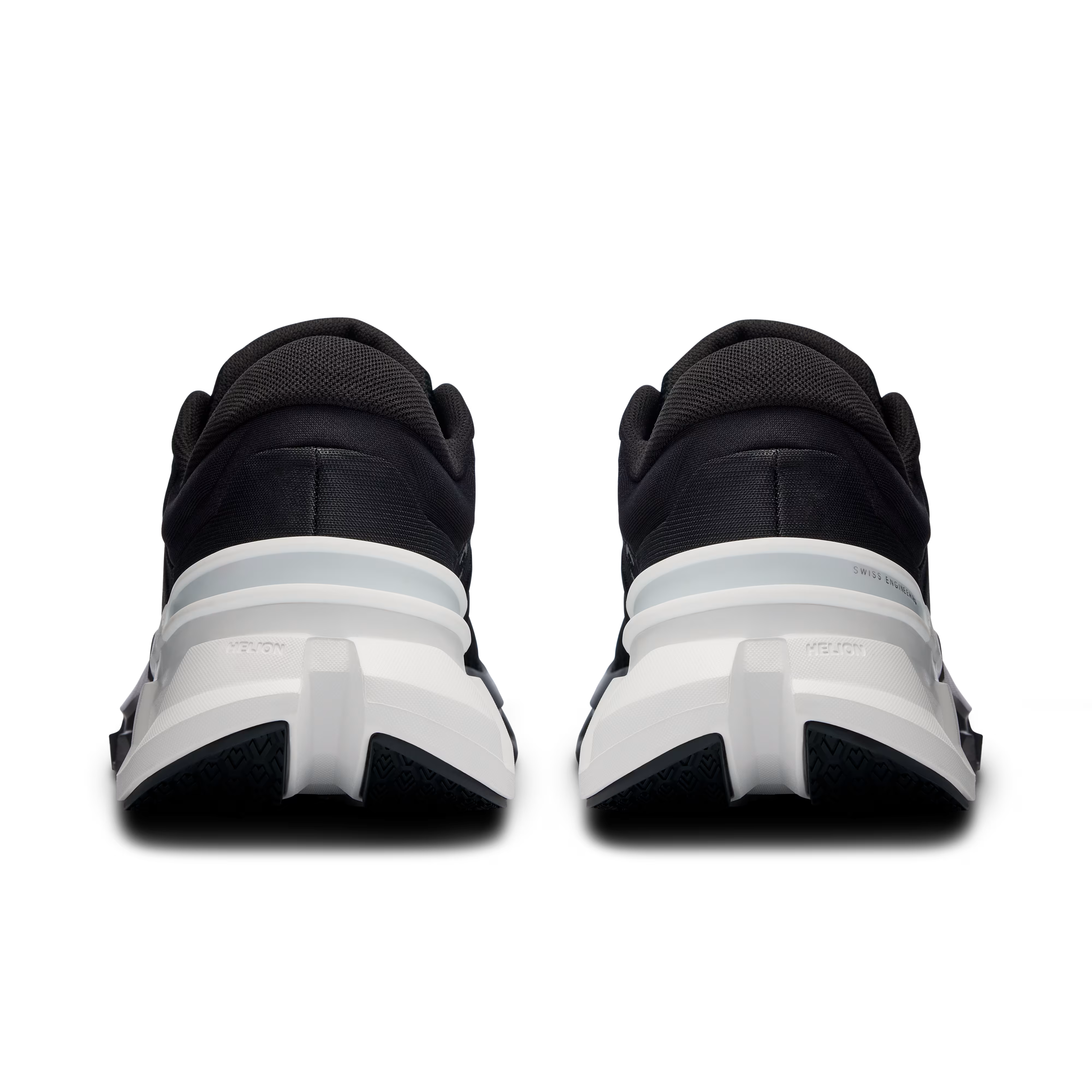 Tênis Feminino On Running Cloudflyer 5 Black | White