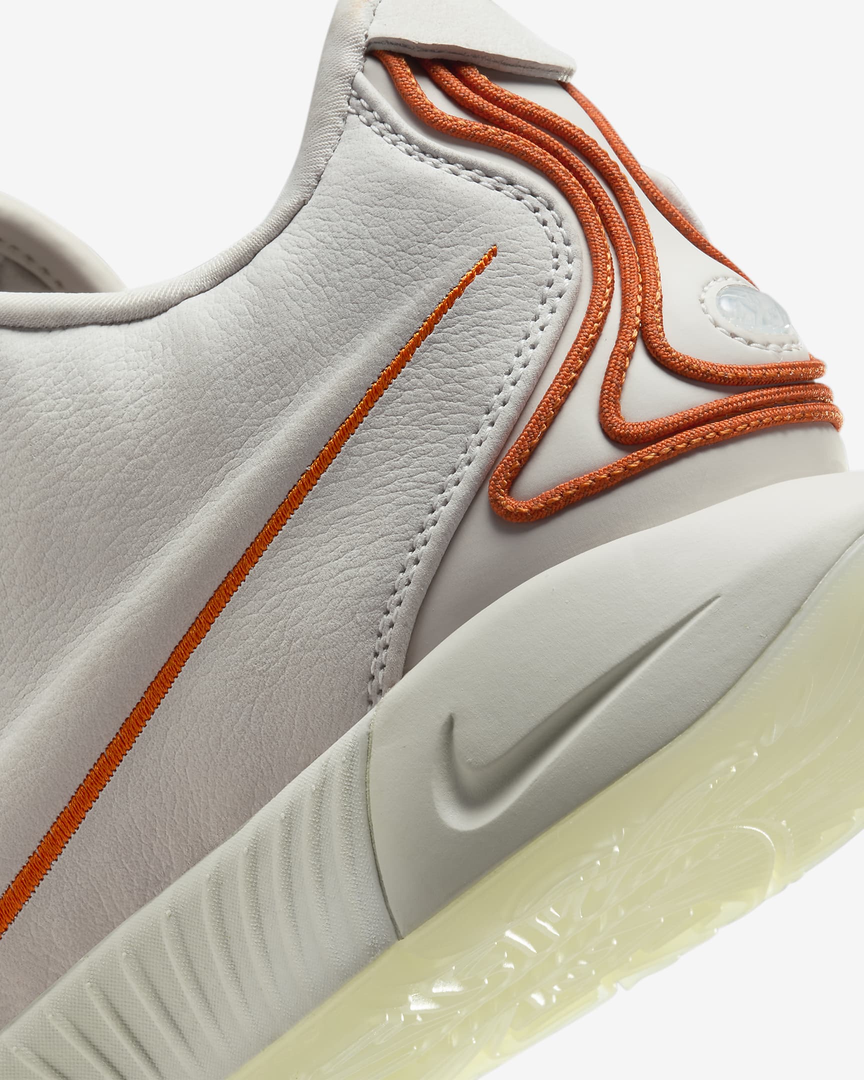 LeBron XXI "Akoya"